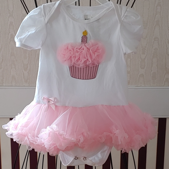 ibtom Other - NWT Girl's 1st Birthday Onesie